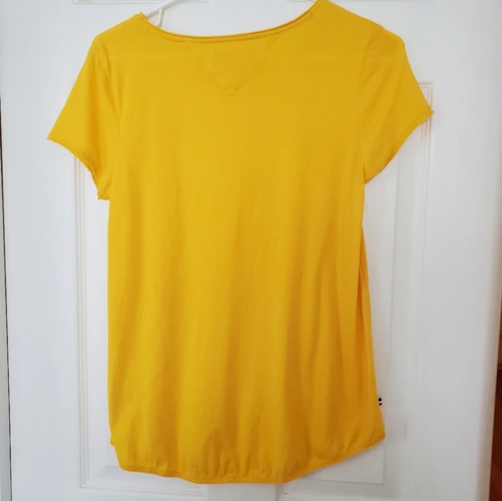 TOMMY JEANS short sleeve tshirt - Picture 2 of 5